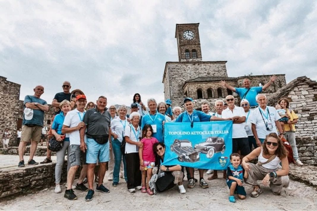Arnavutluk’un Tarihi Mirası Turist Akınına Uğruyor