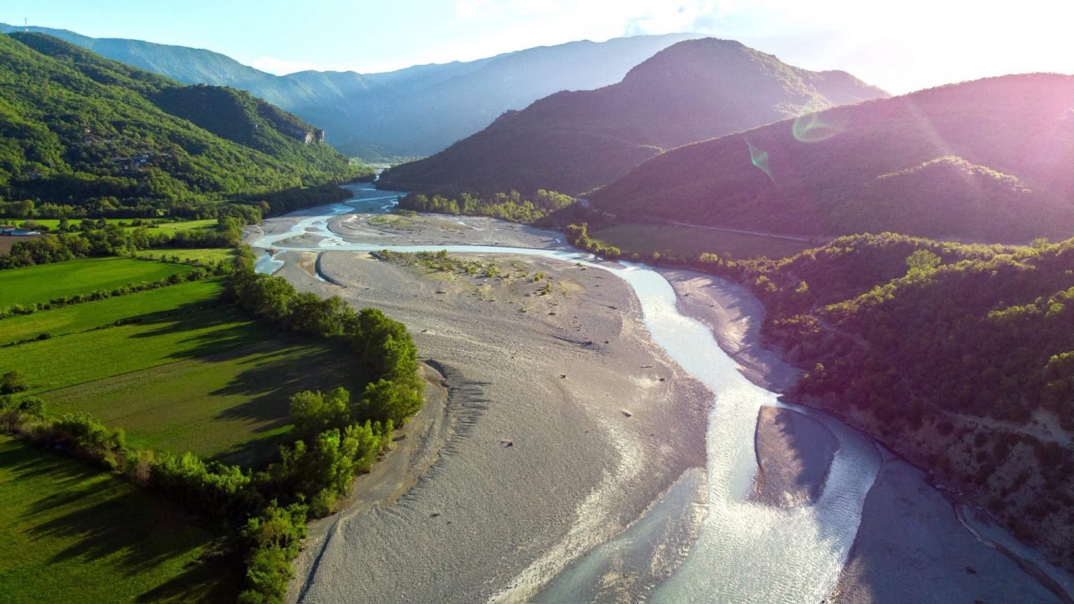 Vjosa Nehri Küresel Miras Olarak Tanındı