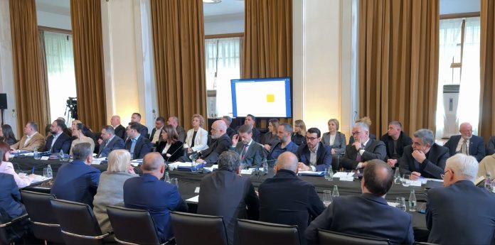 “Arnavutluk için çalışmalar”: Rama ülke genelinde vatandaşlarla istişare turuna başlıyor