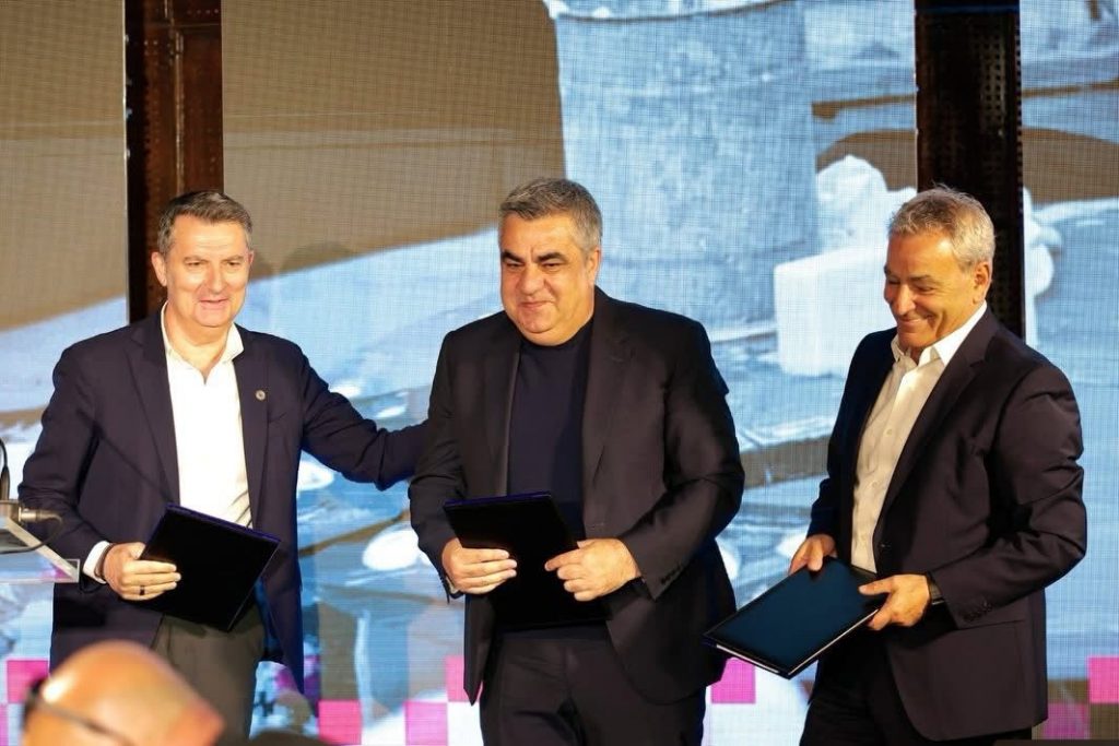 Arnavutluk’un dört kültürel değeri UNESCO yolunda