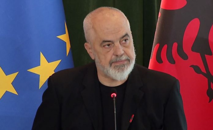 Rama: Arnavutluk, kamu ihalelerinde AB ortalamasının üzerinde