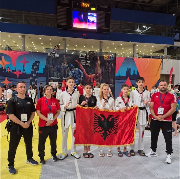 Arnavutluk Taekwondo Milli Takımı Balkan’ın zirvesinde