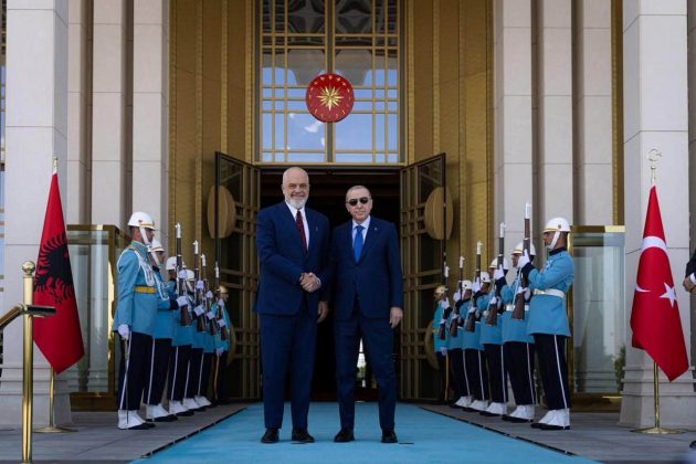 Rama, Ankara’da Cumhurbaşkanlığı Külliyesi’nde Erdoğan tarafından kabul edildi