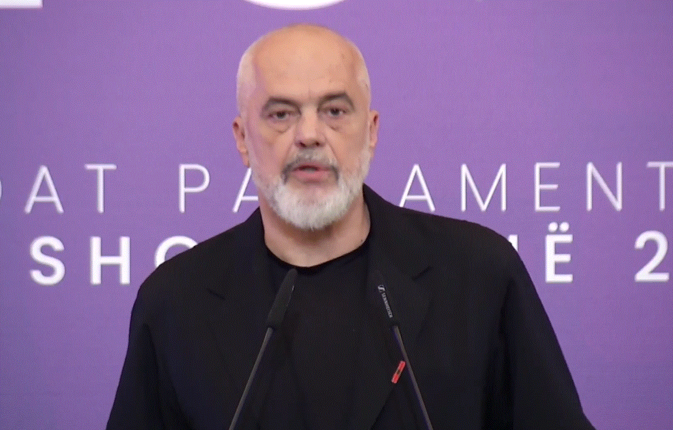 Rama’dan “flamingolara” mesaj: Protestocular yeni standartlarımızın ölçüsüdür