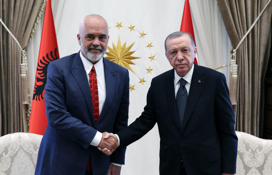 Rama, NATO Zirvesi için Türkiye’ye gidiyor: Gündemde savunma ve Ukrayna var