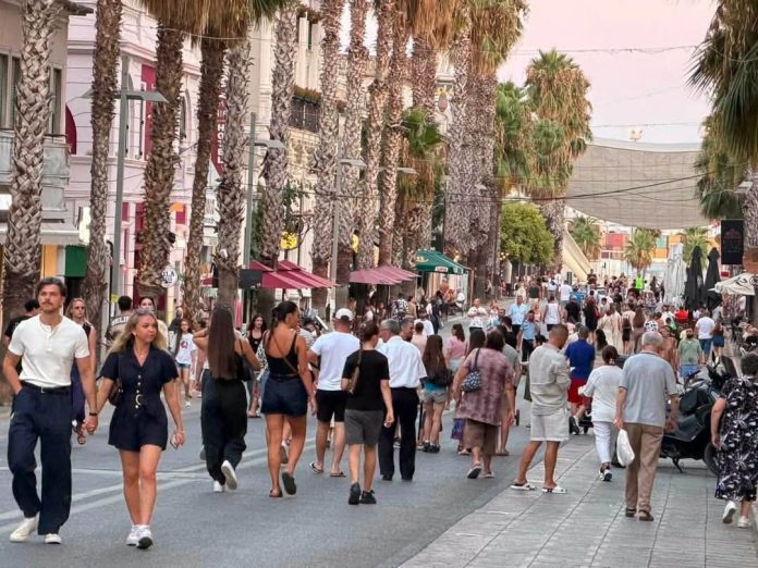 Durrës, yerli ve yabancı turistlerin gözde destinasyonu