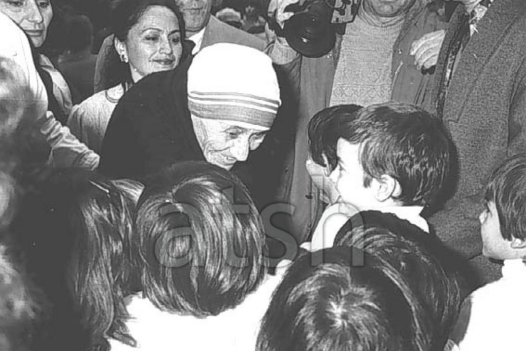 Cumhurbaşkanı Begaj: Nënë Tereza, insanlığın ilham kaynağı
