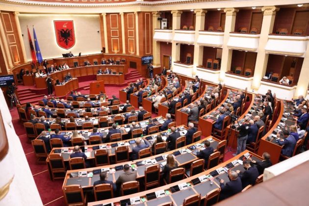 Arnavutluk Parlamentosu : Haksızlığı gidermek amacıyla Kosova ile eylemler koordine ediliyor