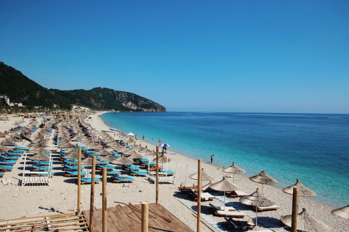 “Skyscanner.it”, Dhërmi’yi sonbahar için en iyi 20 destinasyon arasında seçti