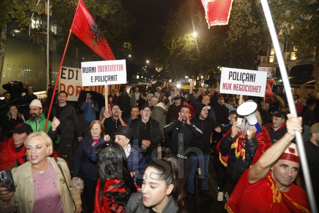 Arnavutluk’ta belediye reformuna karşı 131. protesto