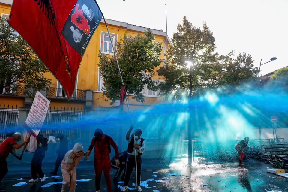 Uluslararası medya Arnavutluk öğrenci protestolarını gündeme taşıdı