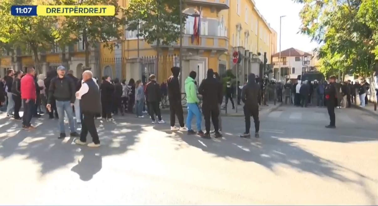 Arnavutluk’ta öğrenci protestoları beşinci gününde