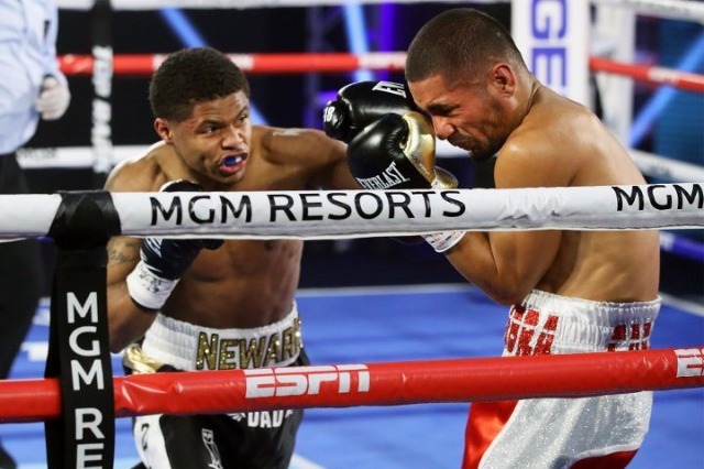 Boks në kushtet e pandemisë, Stevenson mbron titullin në stadiumin