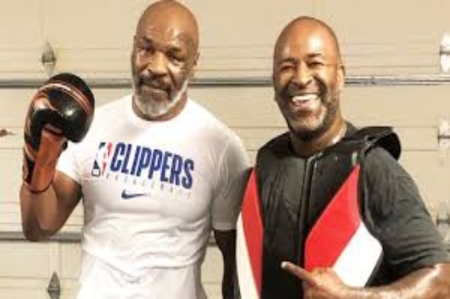 Mike Tyson nuk i ndahet palestrës