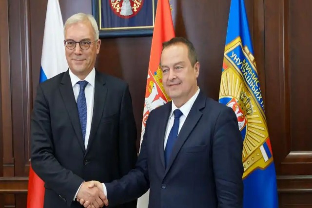 BE dhe SHBA, presion Serbisë: Marrëdhëniet me Rusinë s’janë normale
