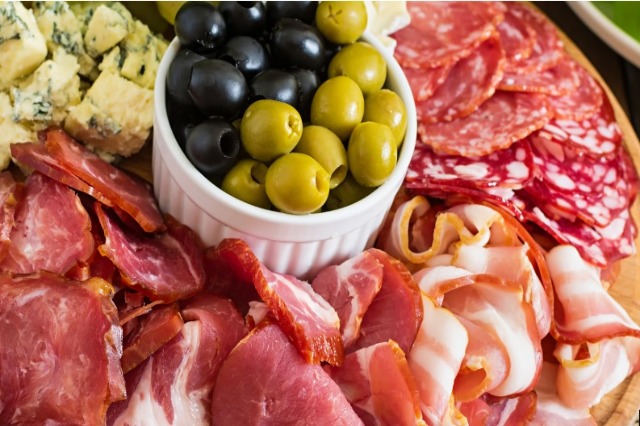 Shtatë ushqime të dëmshme për mëlçinë që duhet të largoni nga dieta juaj