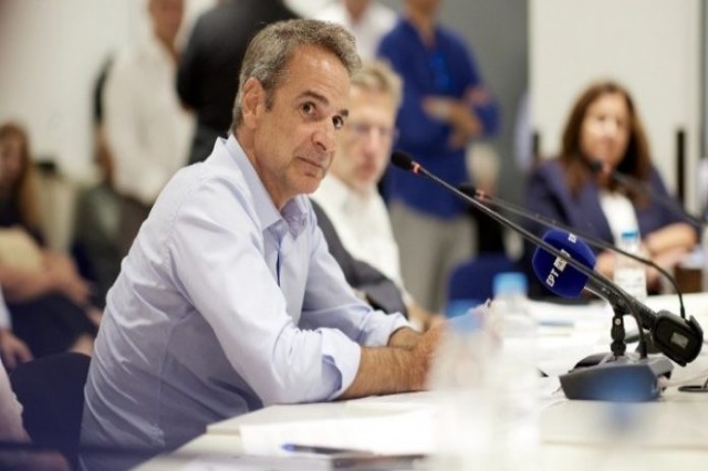 Mitsotakis: Greqia u përball me 4 000 zjarre, teknologjia një ndihmë e madhe
