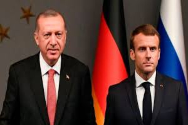 Mass: Sulmet personale të Erdoganit ndaj Macronit janë të papranueshme
