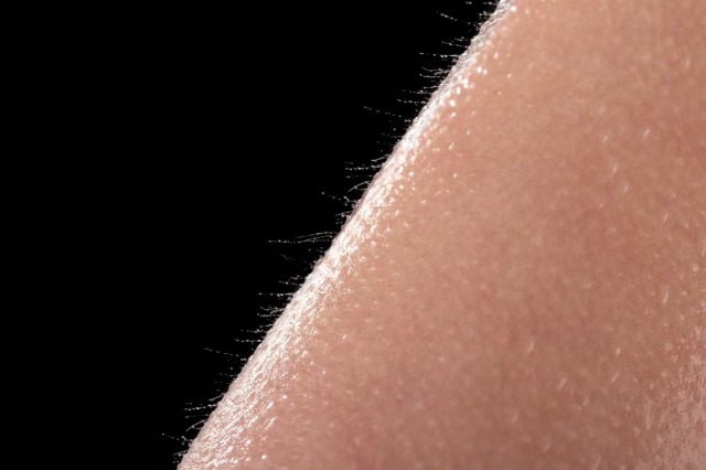 Shkencëtarët krijojnë lëkurën artificiale, është më e ndjeshme se lëkura e vërtetë