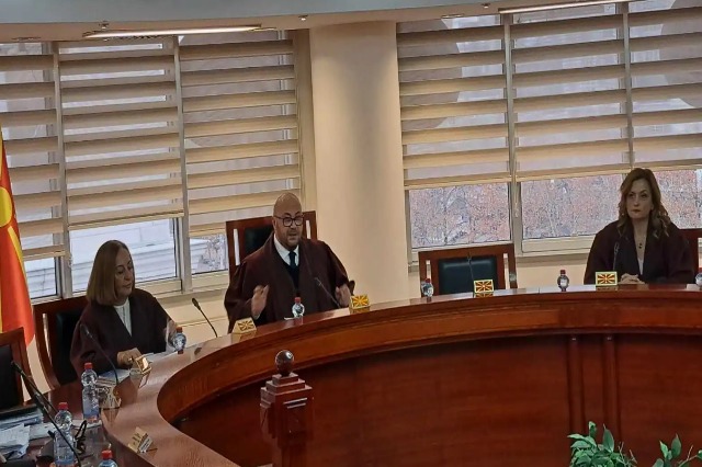 Shtyhet seanca për Ligjin për gjuhët në Maqedoninë e Veriut