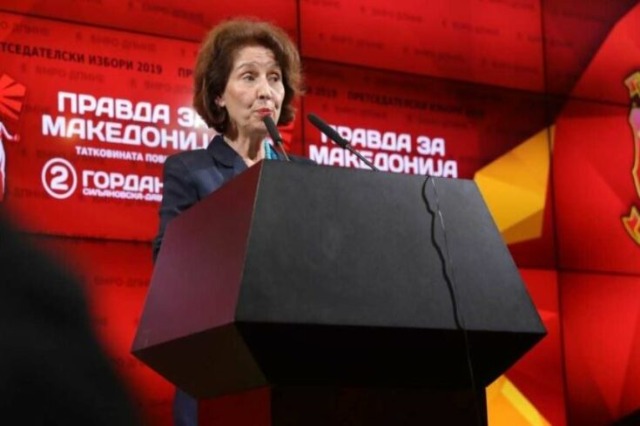 Zgjedhjet presidenciale në Maqedoninë e Veriut, opozita zyrtarizon kandidaten, në garë dhe dy shqiptarë