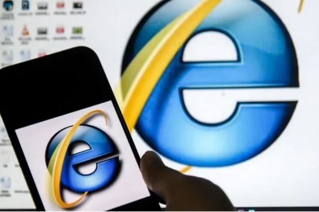 Internet Explorer/ Shfletuesi historik i Microsoft mbyllet përgjithmonë