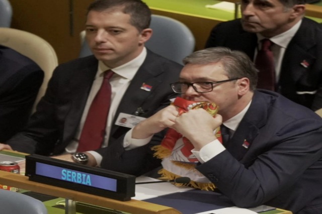 Shkupi votoi pro gjenocidit serb, Vuçiç thotë se u zhgënjye shumë nga vota Maqedonisë së Veriut për Srebrenicën