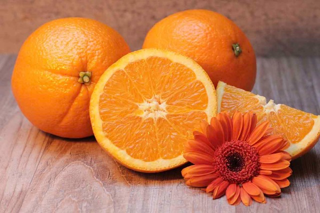 Si të mundni dimrin me vitaminën C