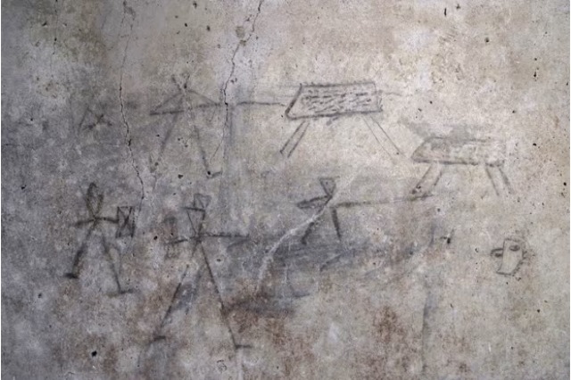 Vizatimet që përshkruajnë gladiatorët, ndër zbulimet më të fundit në Pompei