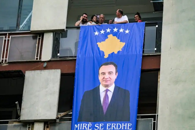 Kallëzime penale për kryetarët e Tetovës dhe Çairit për pritjen e Albin Kurtit