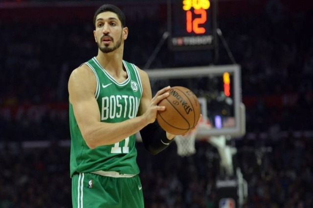 “Babai im nuk është më në burg”, ylli i NBA-së jep lajmin e madh