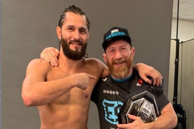 UFC-251/ Trajneri i Masvidal pozitiv me Covid-19, por dueli do