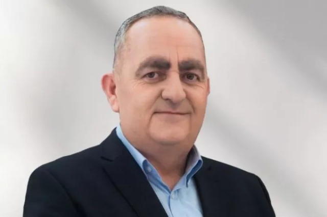 “Ta Nea”: Fredi Belerin, e kaluara e errët e kandidatit të Mitsotakis– Kur u arrestua në kufi me kallashnikov