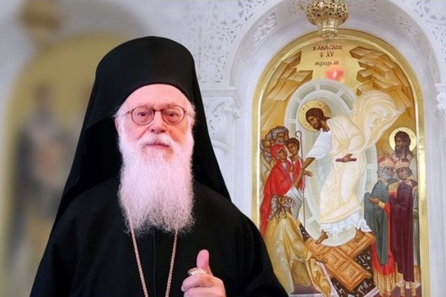 Ndahet nga jeta Kryepeshkopi i Shqipërisë, Anastasi