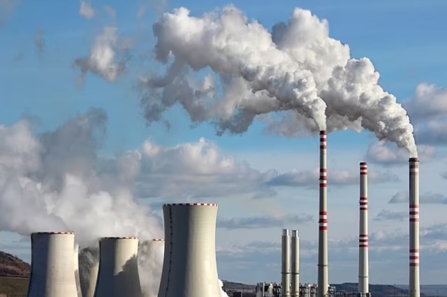 Ngrohja globale/ Një miliard njerëz do të preken nga ndryshimet klimatike deri në vitin 2100