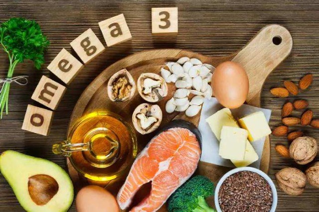 12 ushqime të pasura me omega-3