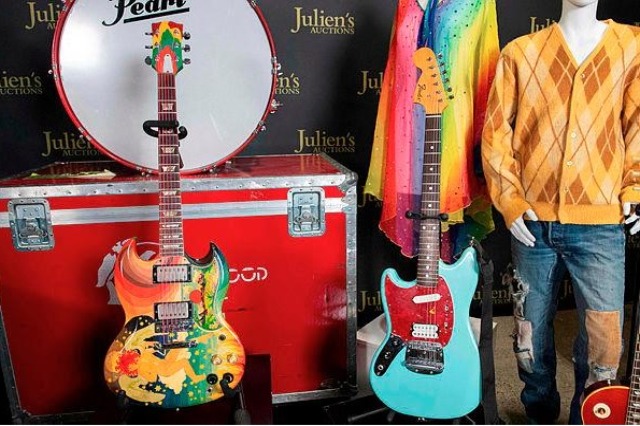 Kitarat e Erik Clapton dhe Kurt Cobain dalin në ankand