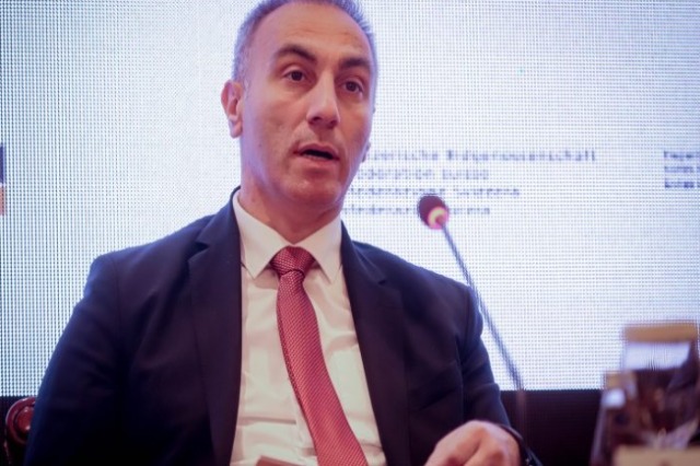 Artan Grubi, tërhiqet nga politika – Vendimi pasi DASH e shpalli “Non Grata”