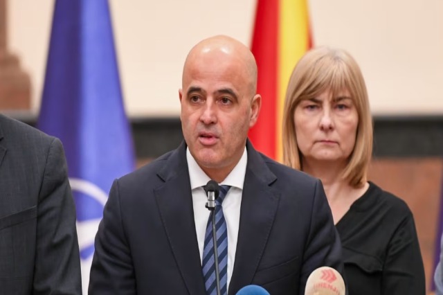 Kabineti qeveritar i Maqedonisë së Veriut dorëhiqet të enjten, i hap rrugë qeverisë teknike