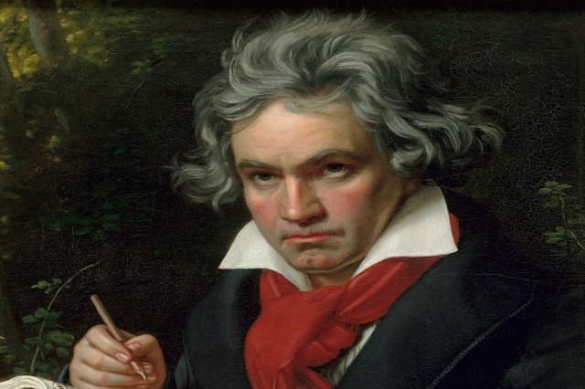 Flokët e Beethoven-it zbulojnë një histori sekrete familjare dhe probleme shëndetësore