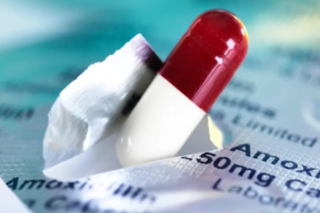 Sa kohë duhet të veprojnë antibiotikët?