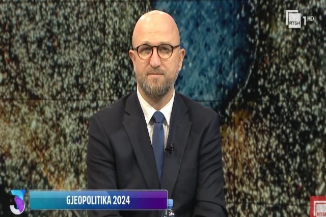 Kush e rivalizon Vuçiçin? Beqa: Nuk ka një alternativë opozitare që ta zëvendësojë