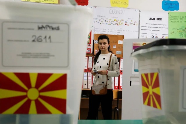 Zgjedhjet në Maqedoninë e Veriut, dalin rezultatet e para për parlamentaret, ndërsa kryeson për presidencë Siljanovska