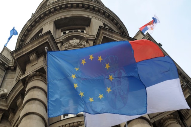 BE-ja kushtëzon integrimin e Serbisë me normalizimin e raporteve me Kosovën