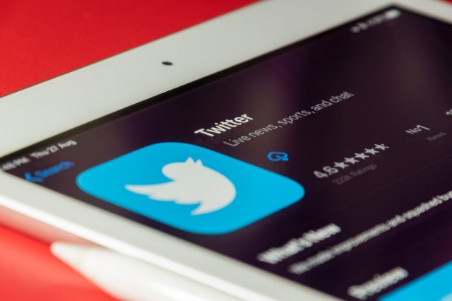Twitter do të shtojë butonin ‘edit’: Po testojmë mënyrën për të futur redaktimin e tweet-ve