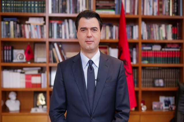 Basha uron Talat Xhaferin: Maqedonia e Veriut dëshmoi një standard shembullor për bashkëjetesën ndëretnike