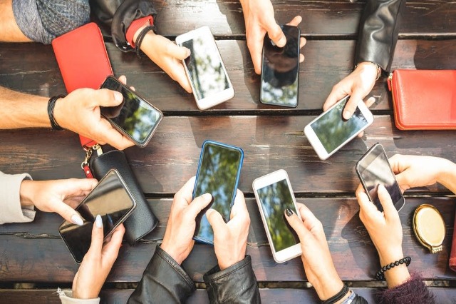 Gjërat që smartphone-t i kanë bërë të padobishme
