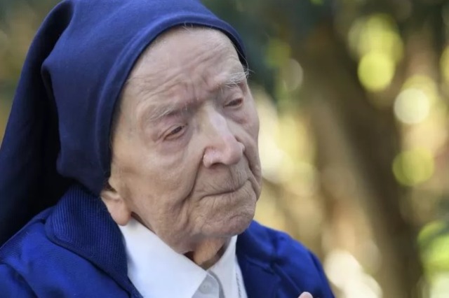 Ndërron jetë në moshën 118-vjeçare personi më i vjetër në botë
