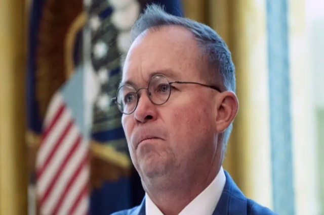 Ish-shefi i kabinetit të Trump: Harris s’u distancua nga Bideni, ishte kopja e tij