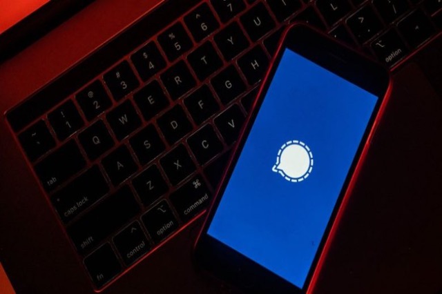 Çfarë është Signal dhe cilat janë avantazhet që ofron në krahasim me WhatsApp dhe Telegram?